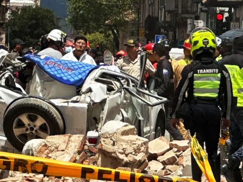 Ecuador: ya son 12 las personas que murieron tras un sismo de magnitud 6,8