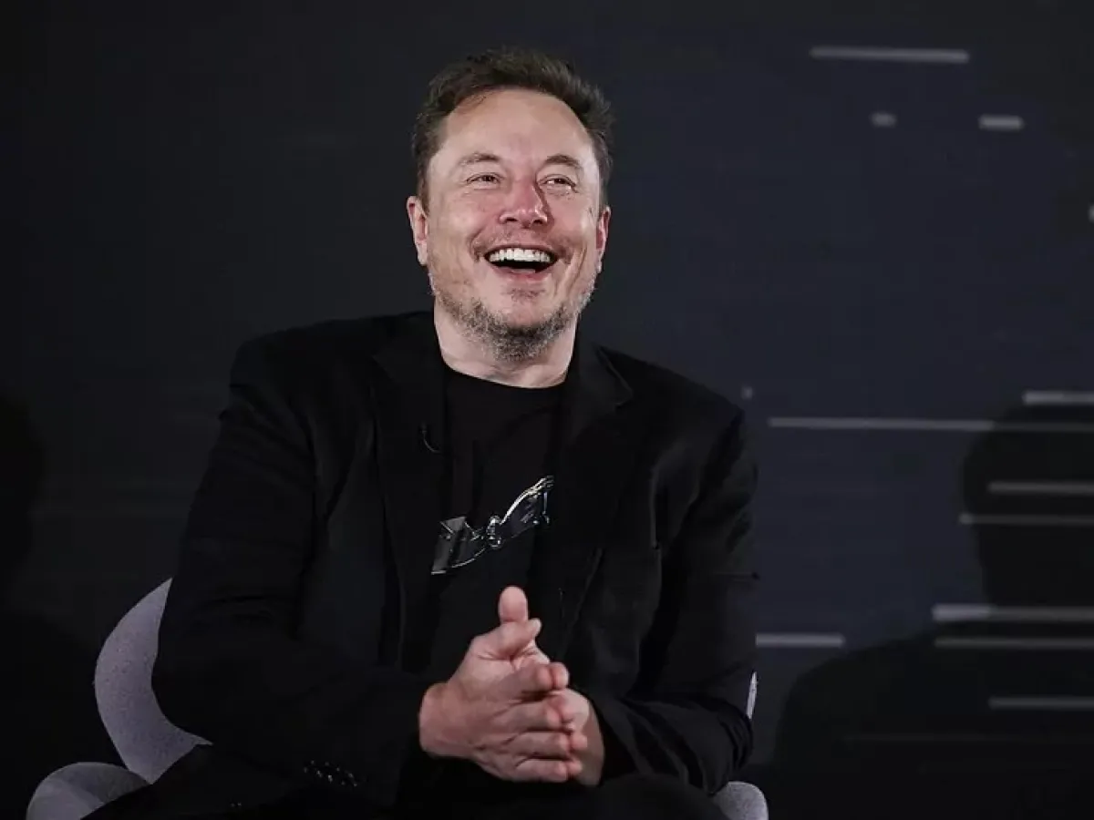 Elon Musk busca voluntarios para implantar su chip cerebral revolucionario