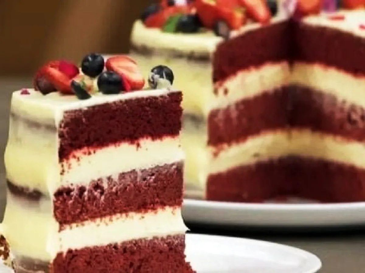 Tarta Red Velvet, la auténtica tarta de terciopelo rojo para hacer en casa