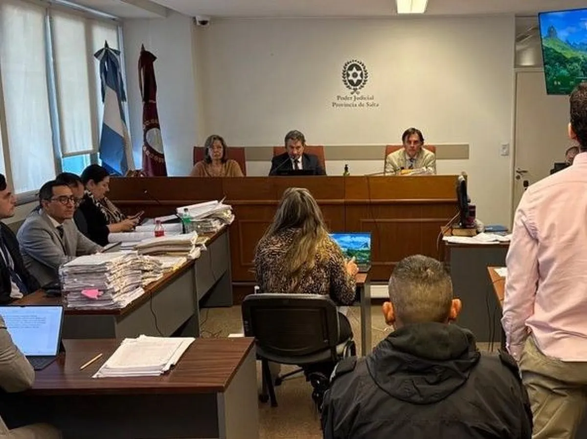 Testigo vincula a los hermanos Saavedra con robos en Santa Victoria Este