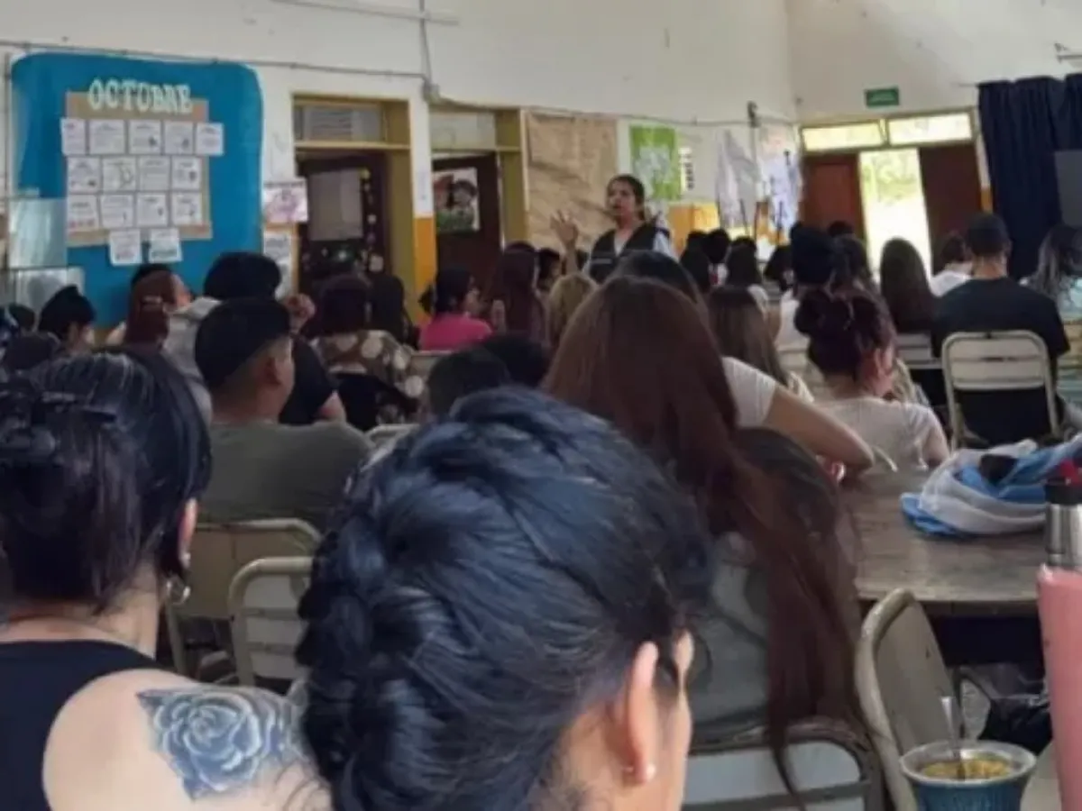 Más de 160 jóvenes y adultos se capacitaron en prevención de consumos problemáticos
