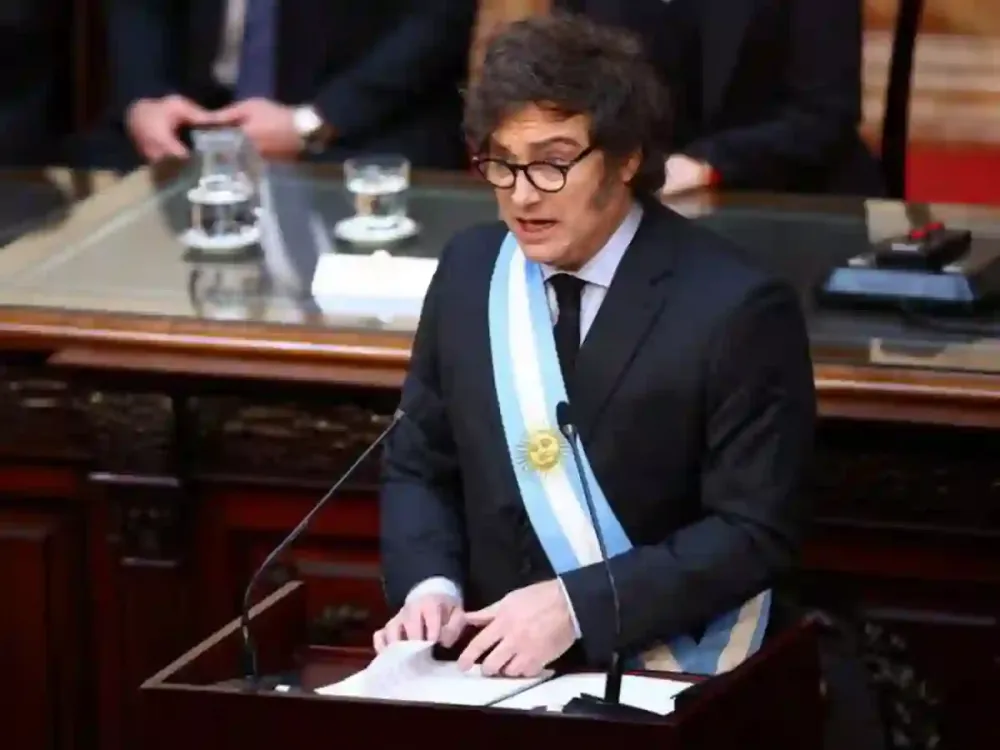 El presidente Milei explicó en el Congreso que el ajuste que deberían hacer las provincias debería ser de 60 mil millones de dólares