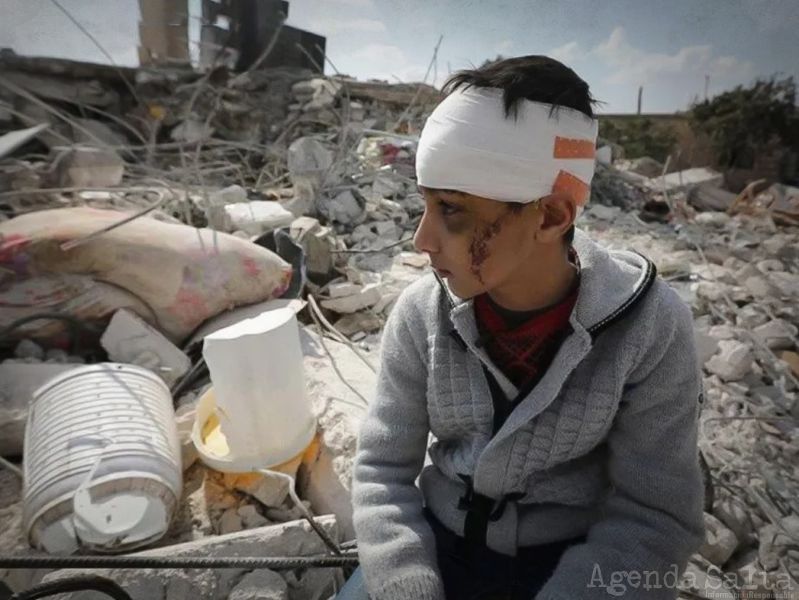 Según Unicef, decenas de miles de familias que viven a la intemperie tras el sismo están expuestas al frío.