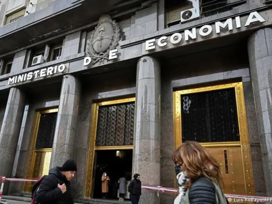 Bomba de tiempo: La deuda en pesos pone en riesgo los planes del Gobierno