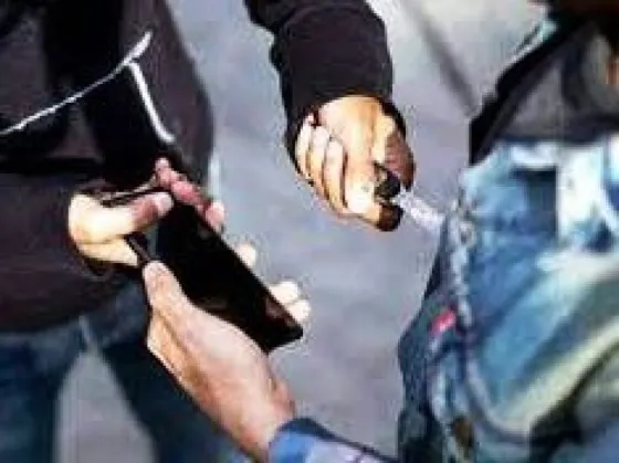 Chorro salteño fue imputado por robar el celular con un cuchillo
