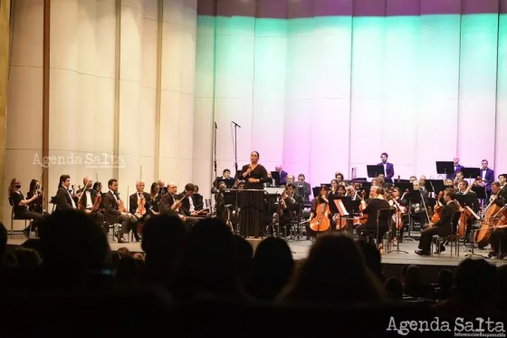 Los festejos por el aniversario se llevaron a cabo en medio de una pugna con la titular de la cartera de Cultura