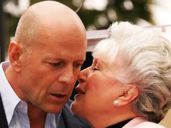 El cuadro de salud de Bruce Willis empeoró: ya no reconoce a su madre y está agresivo