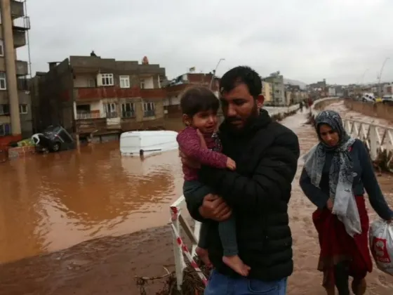 Otra tragedia en Turquía: inundaciones dejan 14 muertos en la zona del terremoto