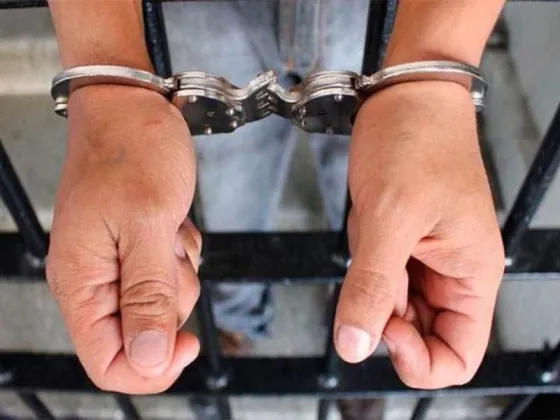 Machirulo detenido e imputado por ejercer violencia contra su expareja y terceras personas