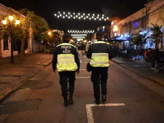 Un policía auxiliar fue imputado por exceder su violencia contra un jóven