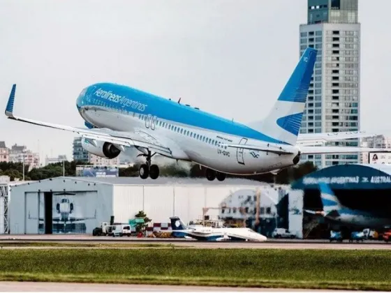 Sindicatos amenazan con un paro que podría afectar a todos los aeropuertos del país