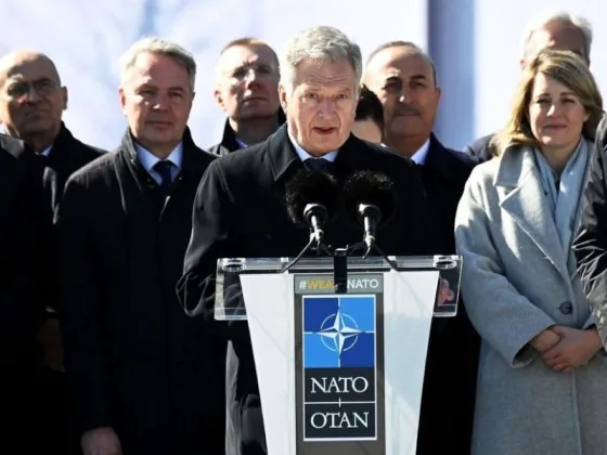 Finlandia se sumó a la OTAN y así la organización duplica su frontera con Rusia