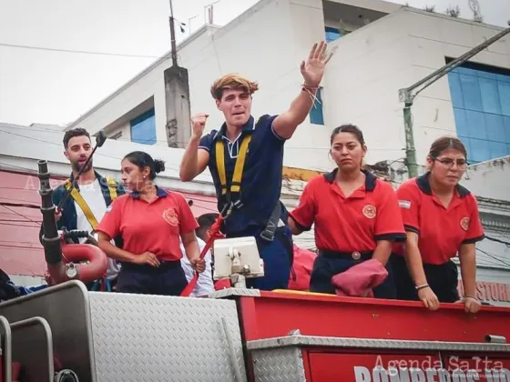 Caos y locura por Marcos Ginocchio en su regreso a Salta