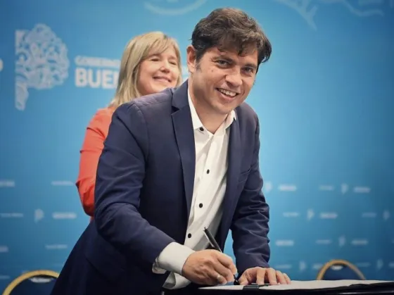 Axel Kicillof firmó el decreto para realizar las PASO el 13 de agosto en la provincia de Buenos Aires