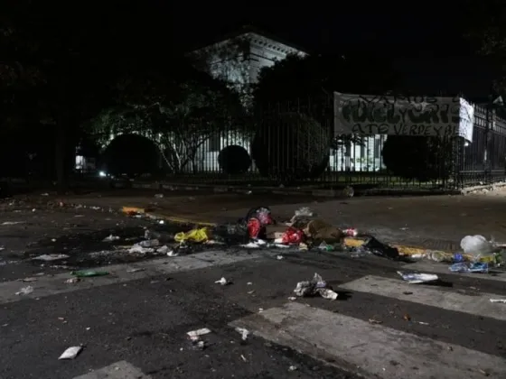 'Ensuciaron y vandalizaron todo a su paso': así quedó La Plata tras el acto de Cristina Kirchner