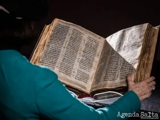 Subastaron la Biblia hebrea más antigua del mundo por una cifra millonaria