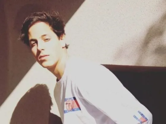 Máximo, el hijo de Cecilia Bolocco y Carlos Menem, debutó como modelo