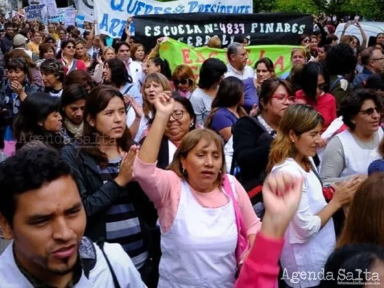 El paro docente continúa y desde el gobierno informan que perdió fuerza