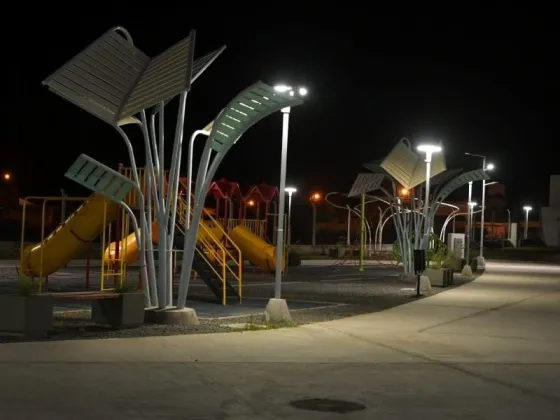 Nuevo parque urbano: hubo una prueba de iluminación en el predio