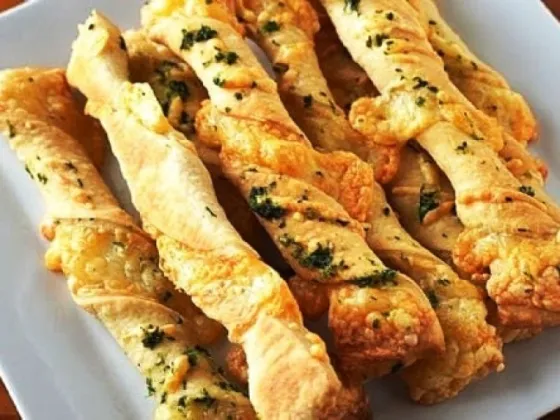 Palitos de queso con 2 ingredientes: una receta fácil y rápida para comer bien rico