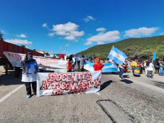 Protestas en San Antonio de los Cobres mantienen paralizada la Ruta 51