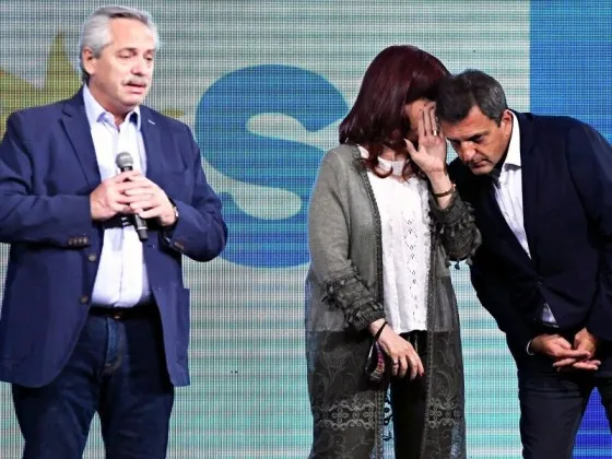 Cristina Kirchner presiona al presidente para que baje a Scioli y acepte a su candidato