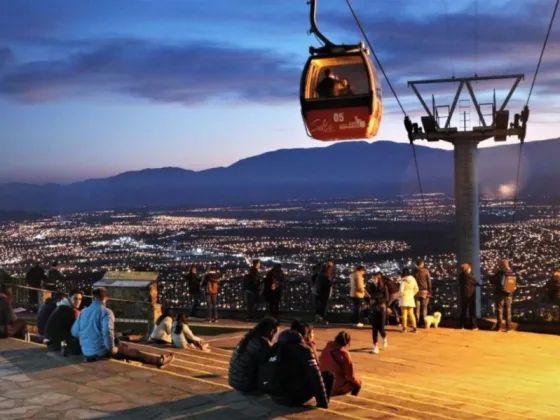 Estiman que las reservas turísticas en la ciudad de Salta llegarán al 75% durante el feriado