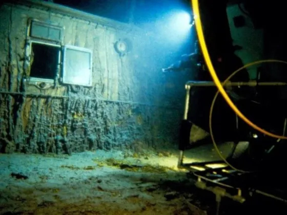 Desapareció un submarino que hace viajes para turistas a ver los restos del Titanic