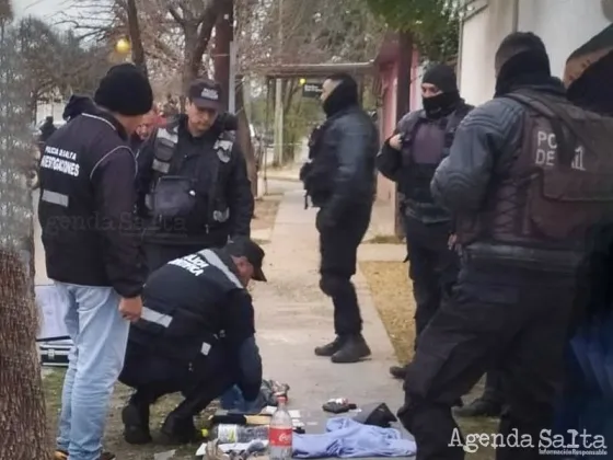 Detienen a dos secuestradores virtuales en Santa Ana II