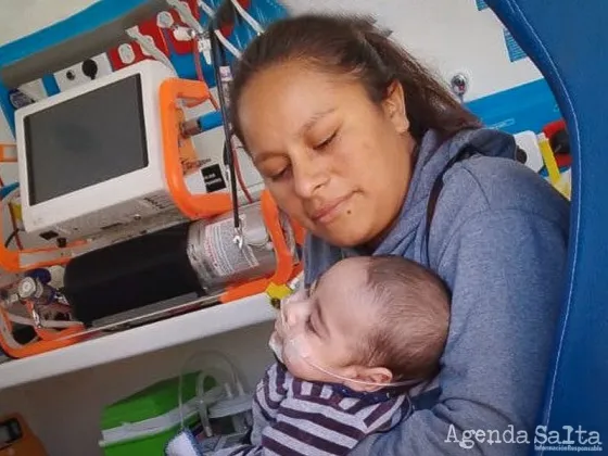 Santino partió en avión sanitario hacía el Garrahan y necesita más que nunca tu ayuda