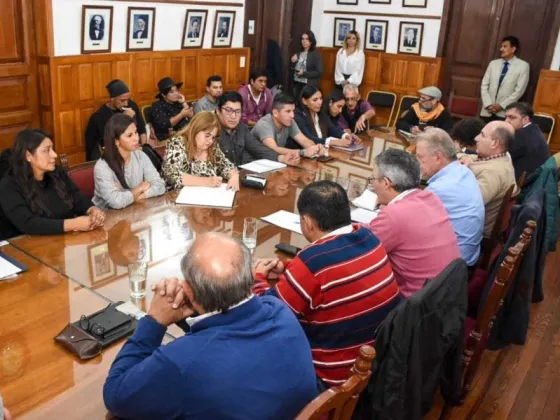 Docentes autoconvocados y legisladores salteños avanzan en la resolución de temas salariales y pedagógicos