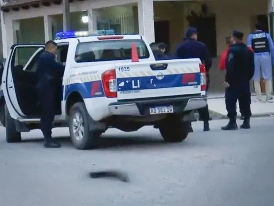 Bº Mosconi: Sacaba el auto y arrolló a su esposa, que falleció en el acto