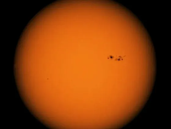 El Sol presentó un récord de manchas y los expertos temen tormentas solares muy poderosas
