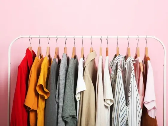 “No hay ropa para gordas”: denuncian a una tienda que promociona sus productos apelando a la discriminación