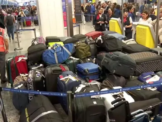 Siguen las demoras y cancelaciones en Aeroparque: hay más de 5 mil pasajeros afectados