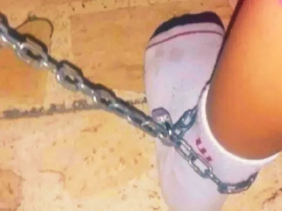 Piden a la justicia salteña que se desencadene de la cama a un preso con problemas mentales