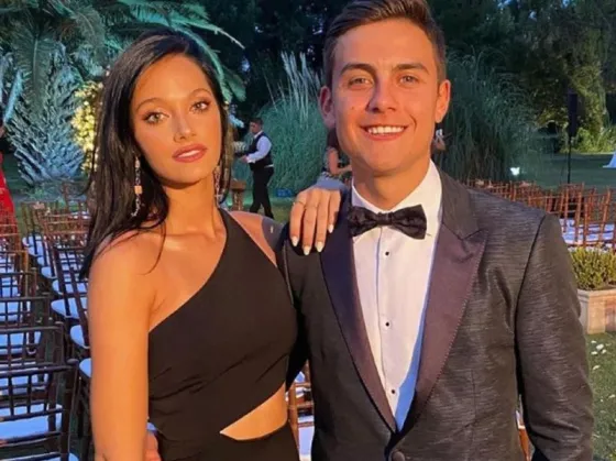 Oriana Sabatini y Paulo Dybala cumplieron cinco años de novios y compartieron fotos de su álbum íntimo