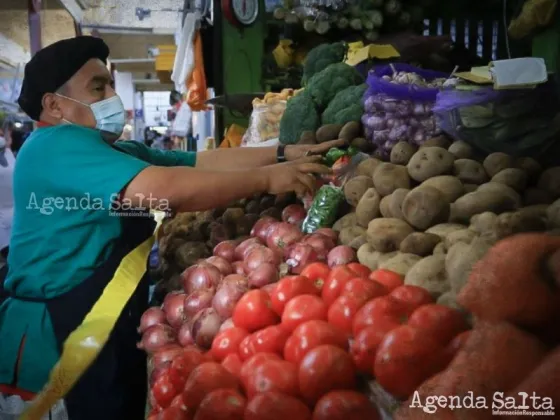 Mayo cierra con una inflación superior a 5% y los analistas ratifican su proyección anual de 70%