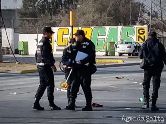 Motociclista chocó a un peatón y lo dejó en grave estado