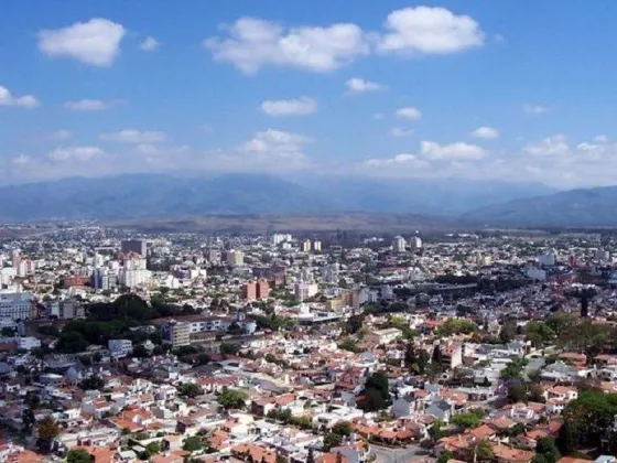 Hay alerta de viento zonda y ascenso de la temperatura para este domingo