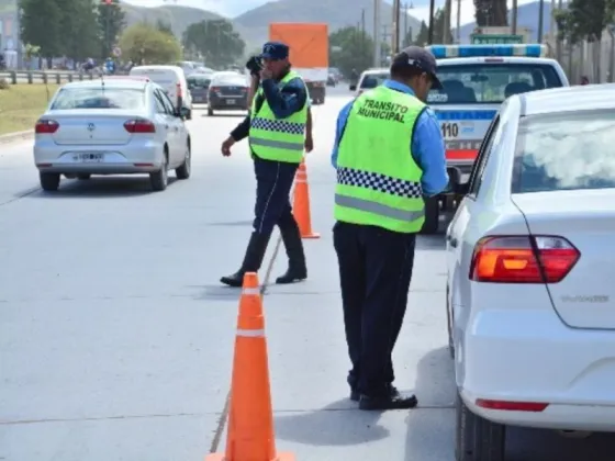 Trabajadores de tránsito municipal iniciaron paro por tiempo indeterminado