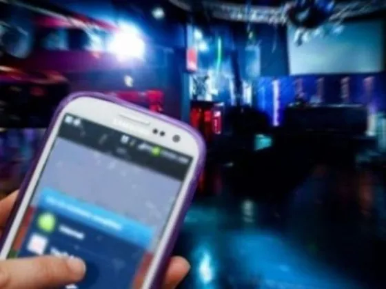 CHINWENWENCHA: Salteña es acusada de robar celulares en un boliche bailable