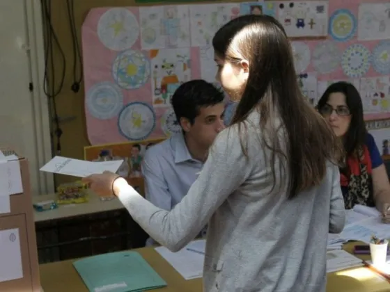 Los jóvenes están desencantados con la política y no quieren votar