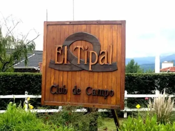 Femicidio en El Tipal  antes de ahorcarla, Figueroa la golpeó en el rostro