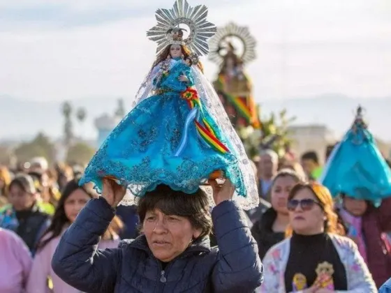Comenzó la novena en honor a la Virgen de Urkupiña