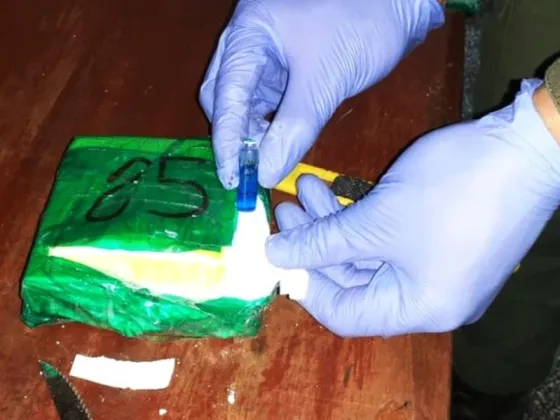 Una salteña ocultaba más de 25 kilos de cocaína entre juegos de sábanas y quedó detenida