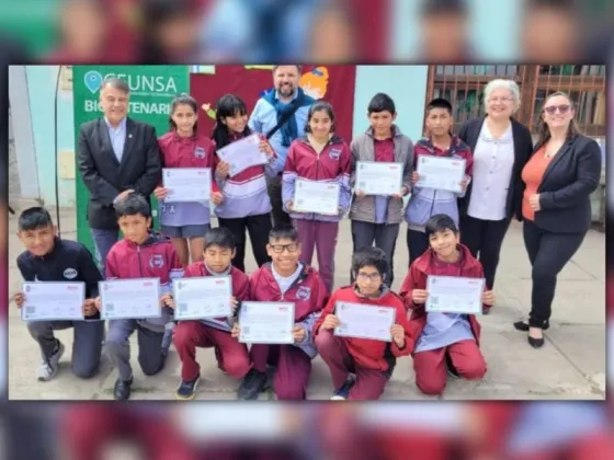 La Municipalidad y la Universidad Nacional de Salta distinguieron a niños de zona oeste
