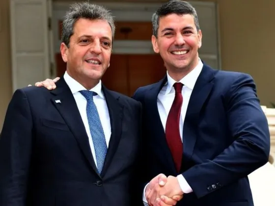 El presidente de Paraguay, Santiago Peña, recibió al ministro de Economía y candidato presidencial, Sergio Massa.