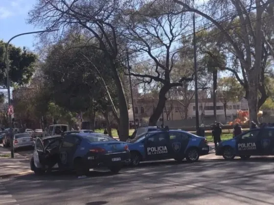 Disturbios en una comisaría: 34 detenidos rompieron las celdas y quemaron colchones