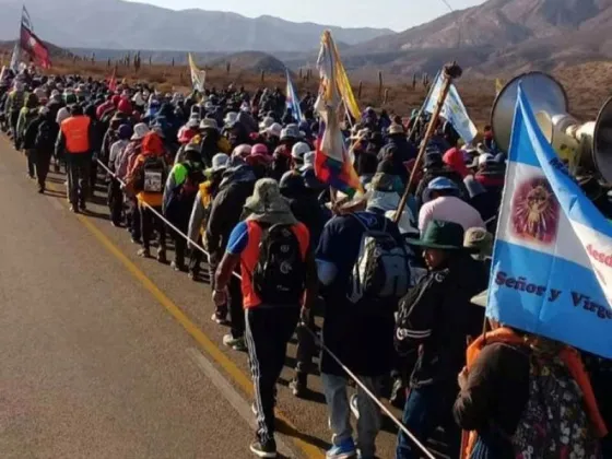 Estas son las primeras peregrinaciones que salieron al encuentro del Señor y la Virgen del Milagro